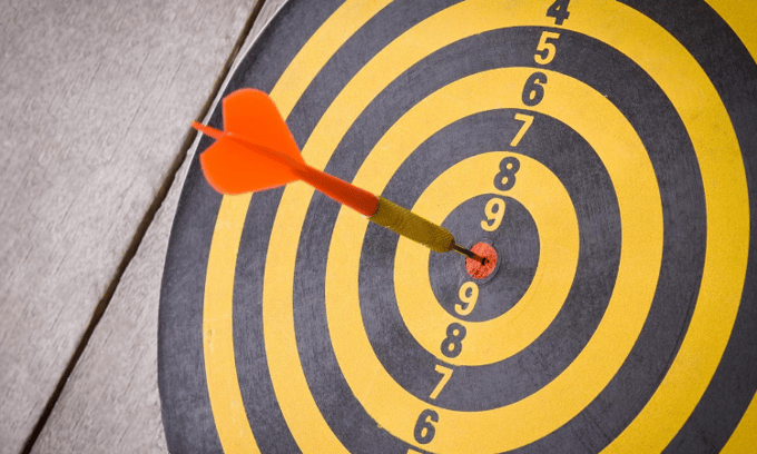 What is a Good Net Promoter Score & NPS Benchmarks in 2024?