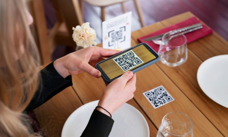 How to Use QR Code Surveys?