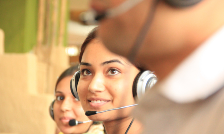 7 Easy Ways to Improve Your Team's Customer Service Skills