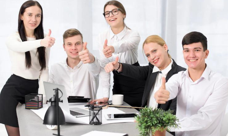 10 Ways to Upskill Your Customer Service Team